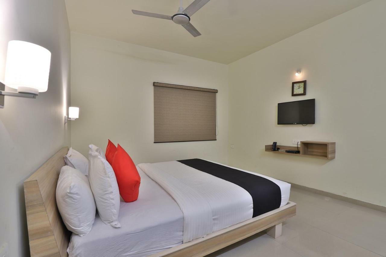 Capital O 47284 Atithi Resort Bharuch Екстериор снимка